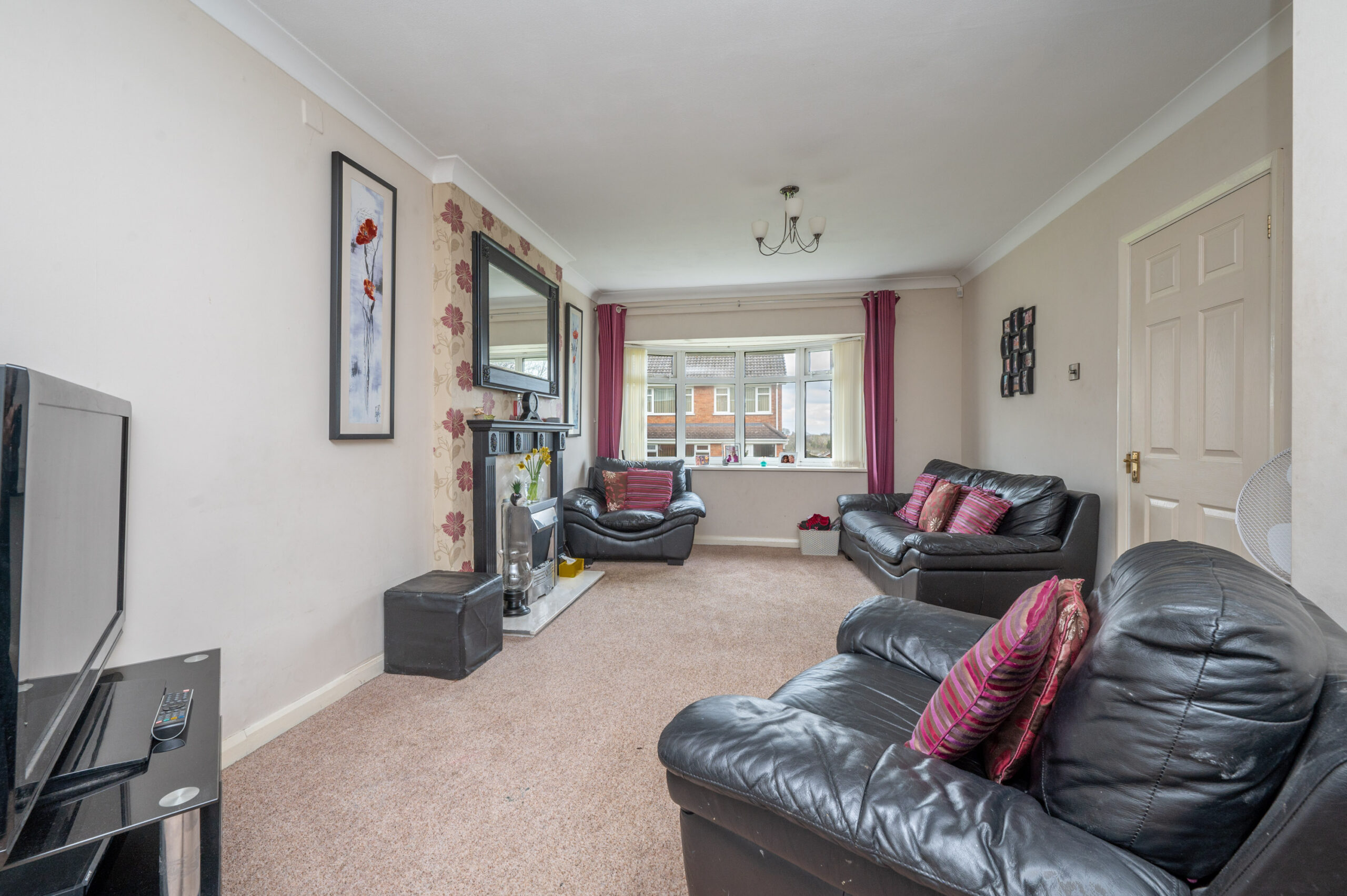 Fairlie Crescent, Kings Norton, Birmingham B38 8DX Oakton Estates