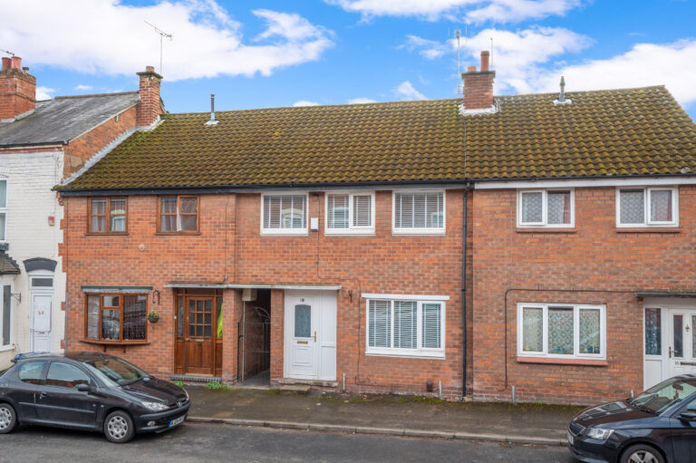 Oakton Estates Sales and Lettings specialists in Stirchley Birmingham