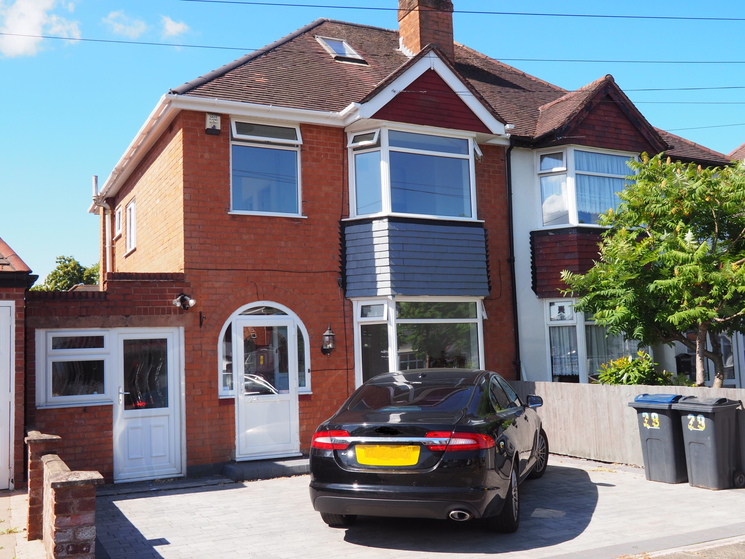 Bradstock Road, Kings Norton, Birmingham B30 3RU Oakton Estates