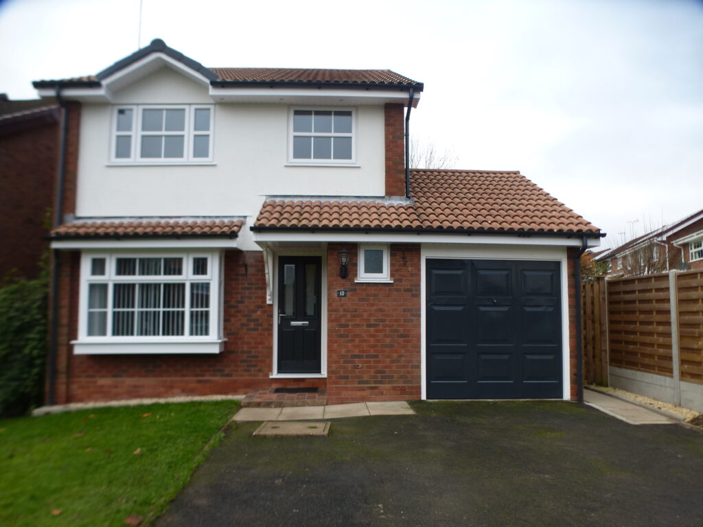 Fairways Drive, Blackwell B60 1BB Oakton Estates