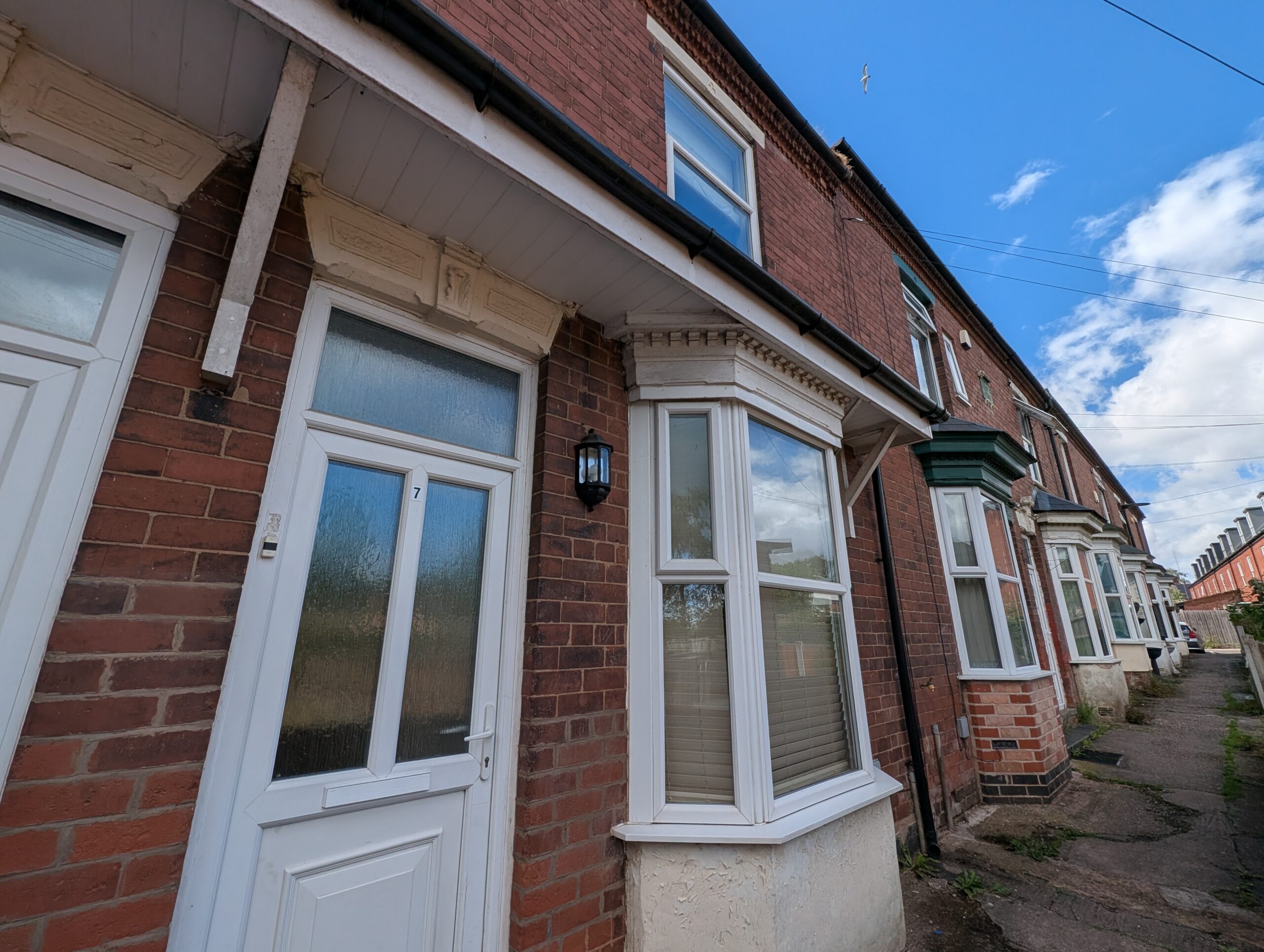 Falcon View off Hudsons Drive, Cotteridge, Birmingham B30 3BE